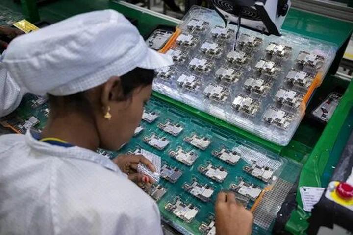Học tiếng Anh và tìm thấy tình yêu: Câu chuyện của chị An và anh David